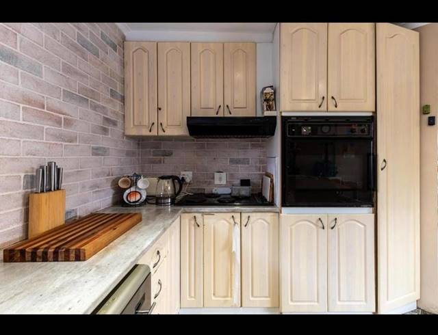 4 BEDROOM HOUSE FOR SALE IN OTTERY